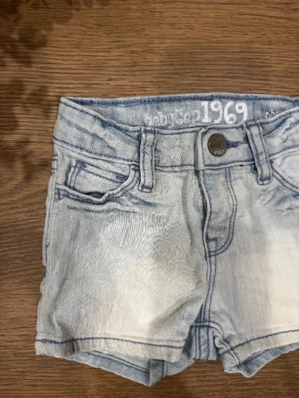 Baby Gap 1969 Girls 3Y Light Wash Denim Jean Shorts
